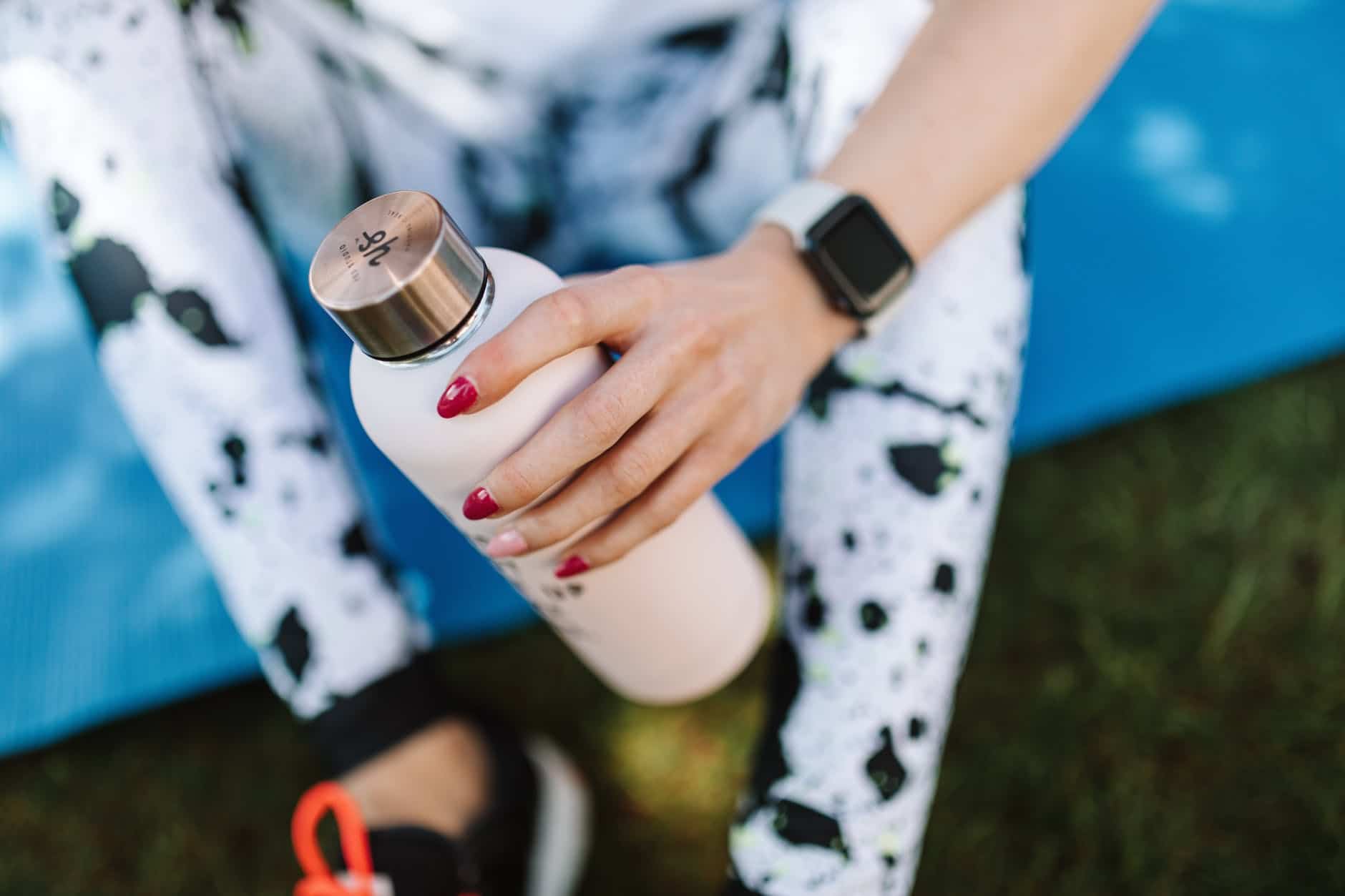 carrying a refillable water bottle will help with dehydration